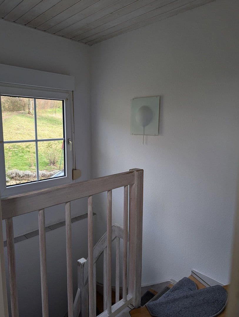 Pronájem bytu 2+1 120 m², Wuppertal, Severní Porýní-Vestfálsko Pronájem bytu 2+1 120 m², Wuppertal, Severní Porýní-Vestfálsko