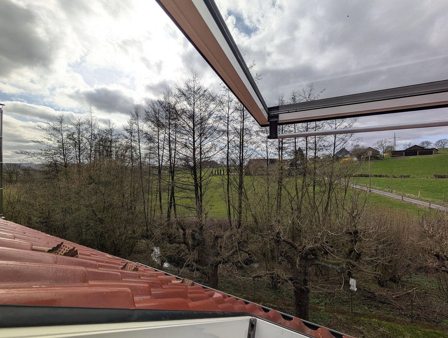 Pronájem bytu 2+1 120 m², Wuppertal, Severní Porýní-Vestfálsko Pronájem bytu 2+1 120 m², Wuppertal, Severní Porýní-Vestfálsko