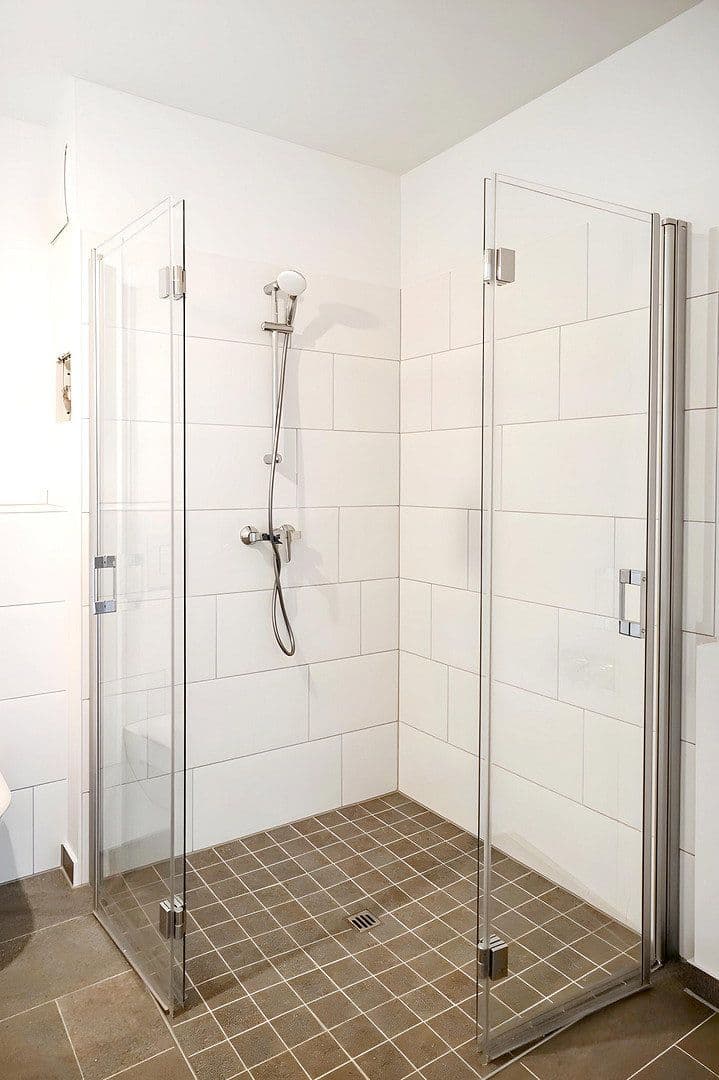 Pronájem bytu 3+1 82 m², Elsa-Neumann-Straße 45, Berlin, Berlín Pronájem bytu 3+1 82 m², Elsa-Neumann-Straße 45, Berlin, Berlín