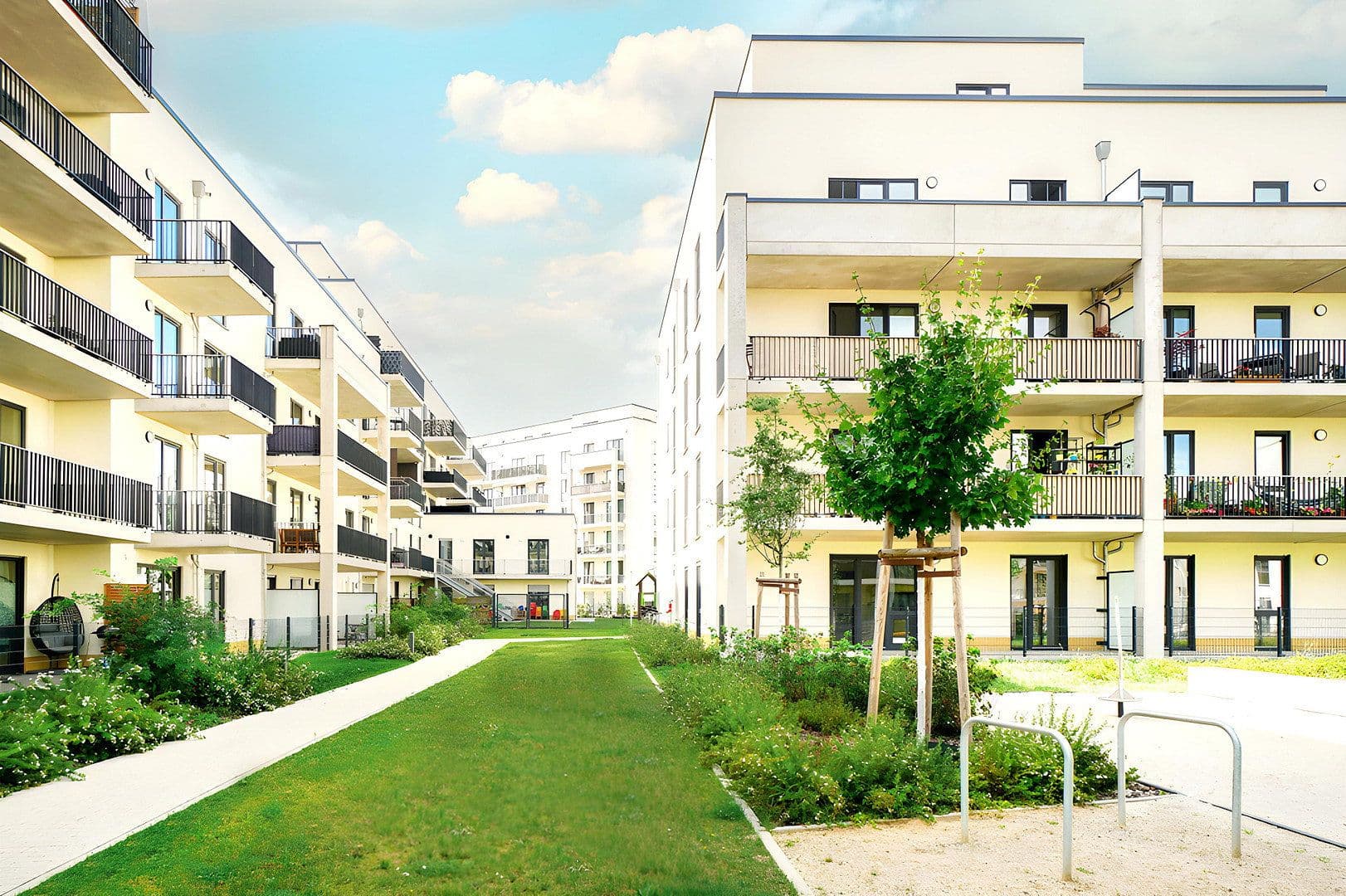 Pronájem bytu 3+1 82 m², Elsa-Neumann-Straße 45, Berlin, Berlín Pronájem bytu 3+1 82 m², Elsa-Neumann-Straße 45, Berlin, Berlín