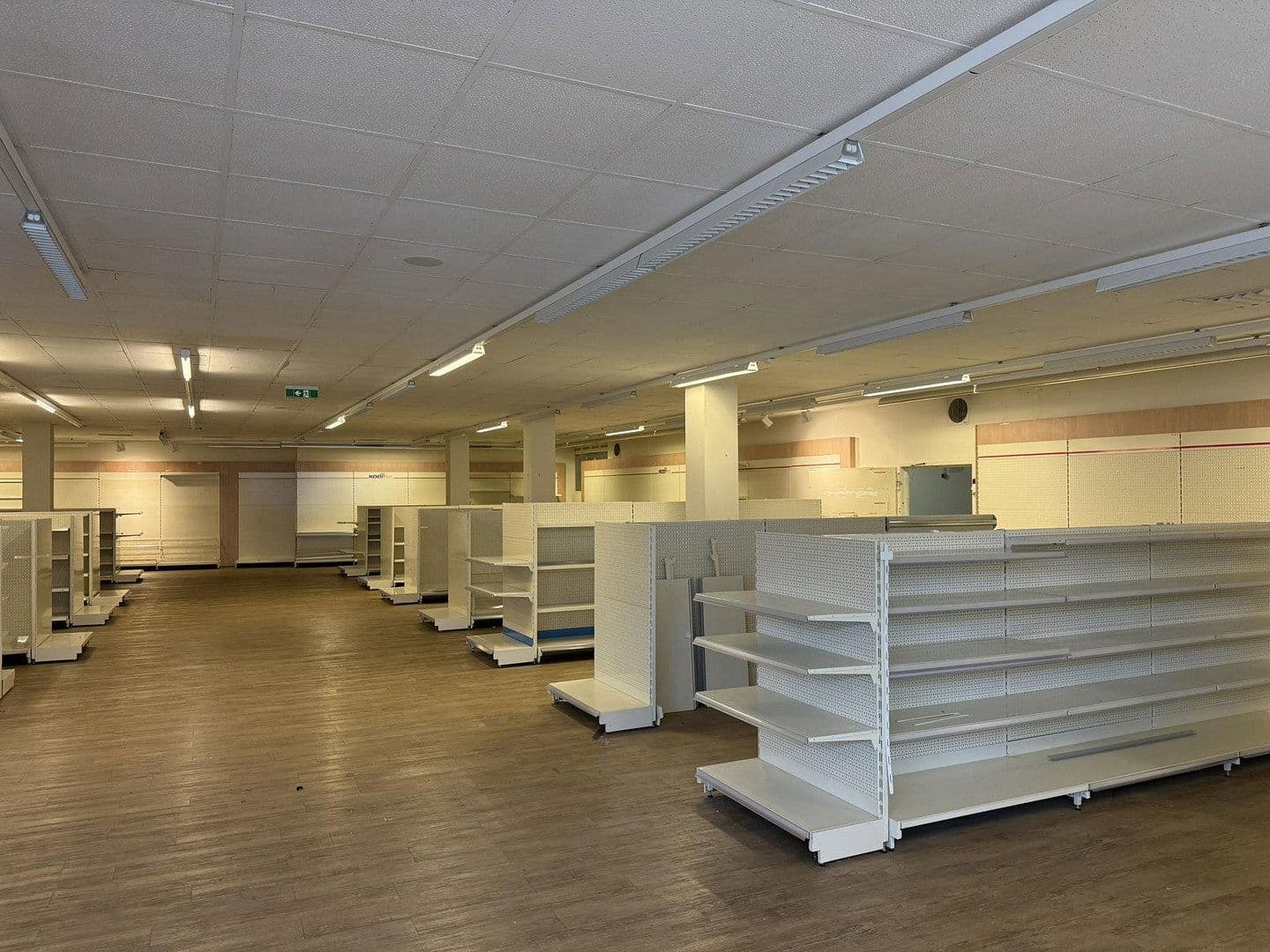 Pronájem nebytového prostoru 636 m², Stiftstr. 1 - 2, Herdecke, Severní Porýní-Vestfálsko Pronájem nebytového prostoru 636 m², Stiftstr. 1 - 2, Herdecke, Severní Porýní-Vestfálsko