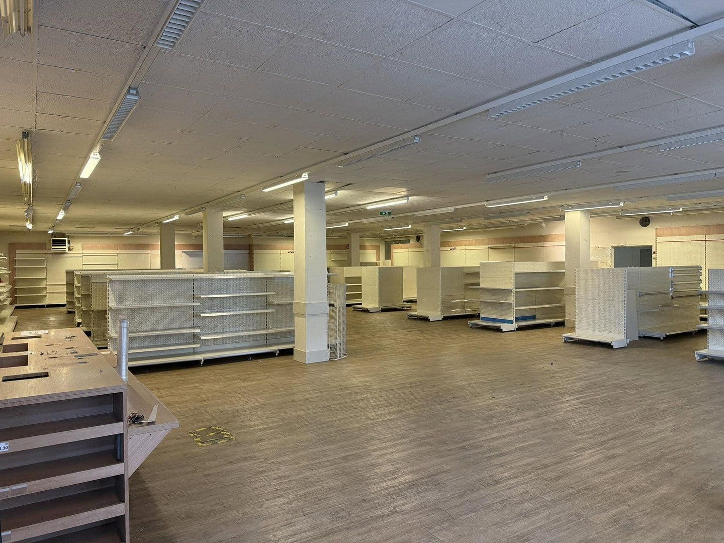 Pronájem nebytového prostoru 636 m², Stiftstr. 1 - 2, Herdecke, Severní Porýní-Vestfálsko Pronájem nebytového prostoru 636 m², Stiftstr. 1 - 2, Herdecke, Severní Porýní-Vestfálsko