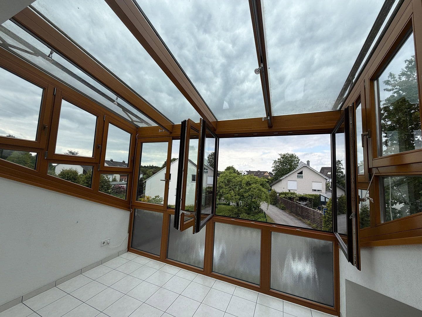 Prodej bytu 3+1 80 m², Am Ehrenkamp 19, Bielefeld, Severní Porýní-Vestfálsko Prodej bytu 3+1 80 m², Am Ehrenkamp 19, Bielefeld, Severní Porýní-Vestfálsko