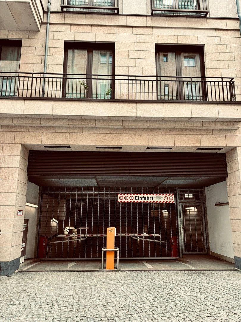 Prodej bytu 5+1 229 m², Berlin, Berlín Prodej bytu 5+1 229 m², Berlin, Berlín