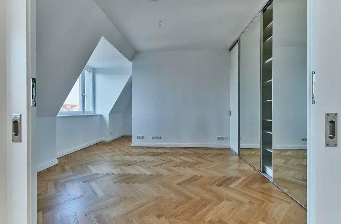 Prodej bytu 5+1 229 m², Berlin, Berlín Prodej bytu 5+1 229 m², Berlin, Berlín