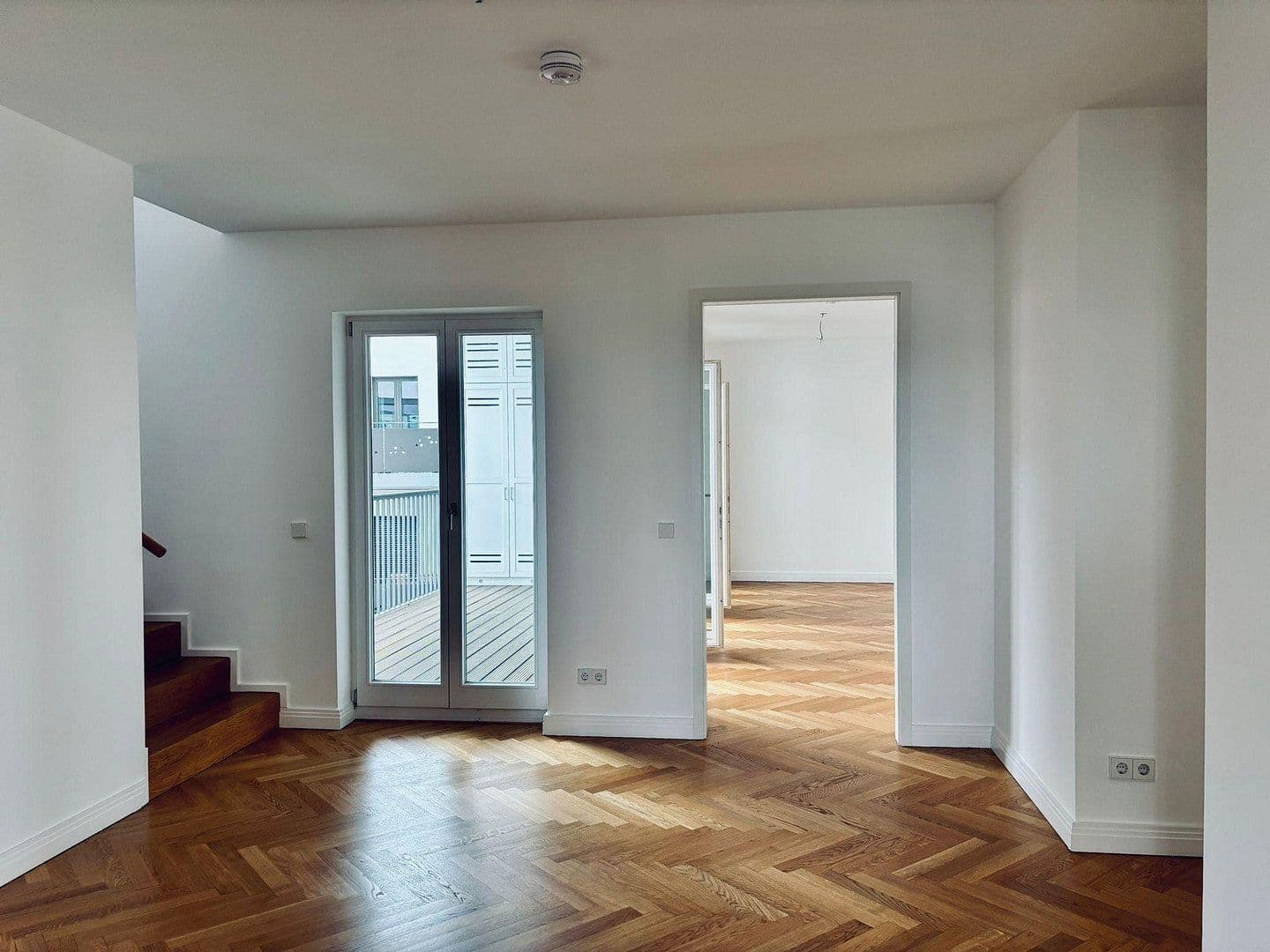 Prodej bytu 5+1 229 m², Berlin, Berlín Prodej bytu 5+1 229 m², Berlin, Berlín