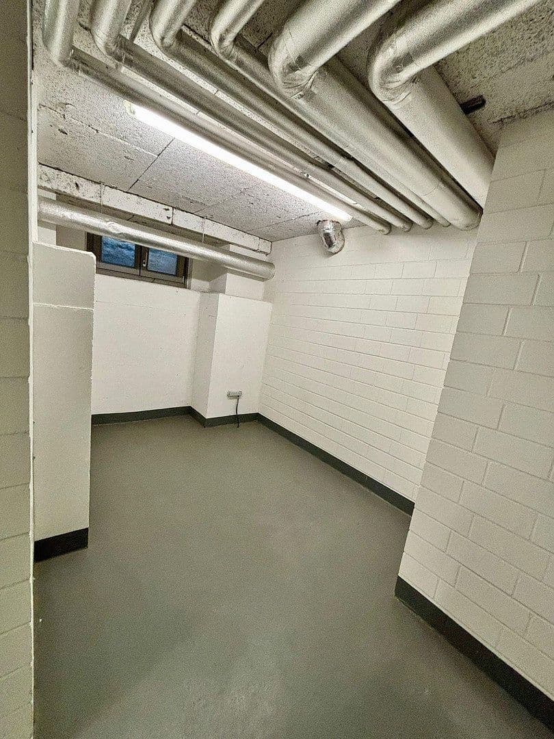 Prodej bytu 5+1 229 m², Berlin, Berlín Prodej bytu 5+1 229 m², Berlin, Berlín