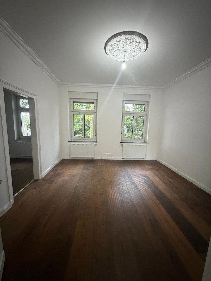Prodej domu 220 m², pozemek 198 m², Theodor-Frings-Allee 7, Viersen, Severní Porýní-Vestfálsko Prodej domu 220 m², pozemek 198 m², Theodor-Frings-Allee 7, Viersen, Severní Porýní-Vestfálsko