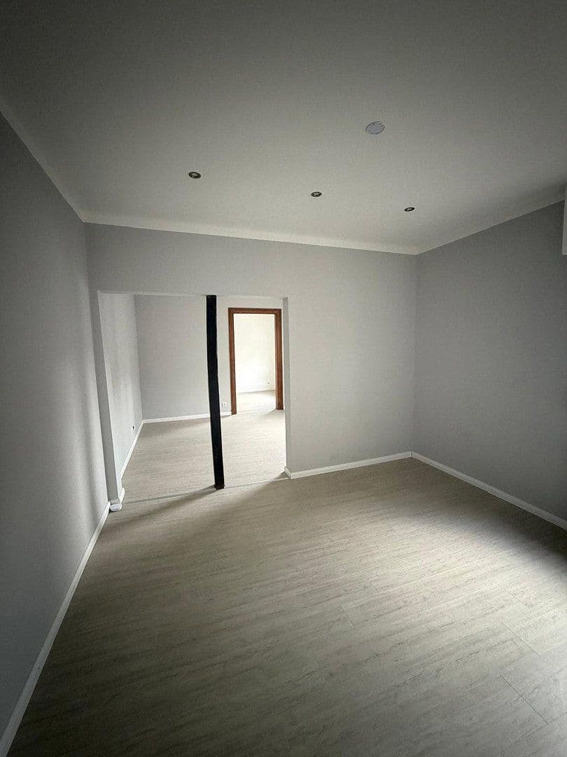 Prodej domu 220 m², pozemek 198 m², Theodor-Frings-Allee 7, Viersen, Severní Porýní-Vestfálsko Prodej domu 220 m², pozemek 198 m², Theodor-Frings-Allee 7, Viersen, Severní Porýní-Vestfálsko