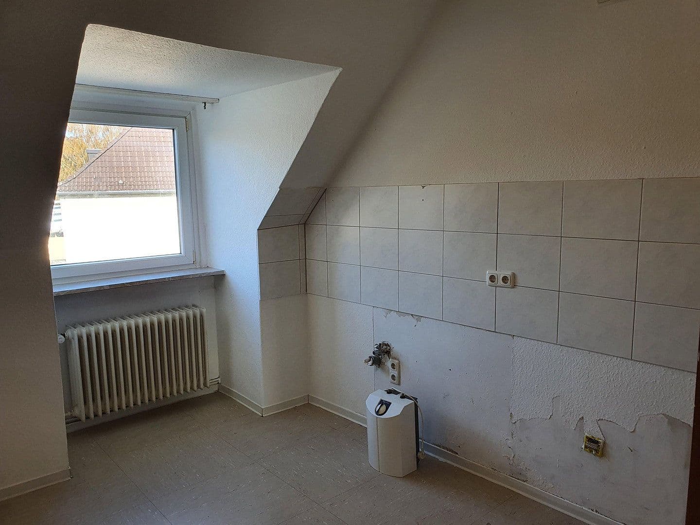 Prodej bytu 3+1 77 m², Huttropstr. 52, Essen, Severní Porýní-Vestfálsko Prodej bytu 3+1 77 m², Huttropstr. 52, Essen, Severní Porýní-Vestfálsko