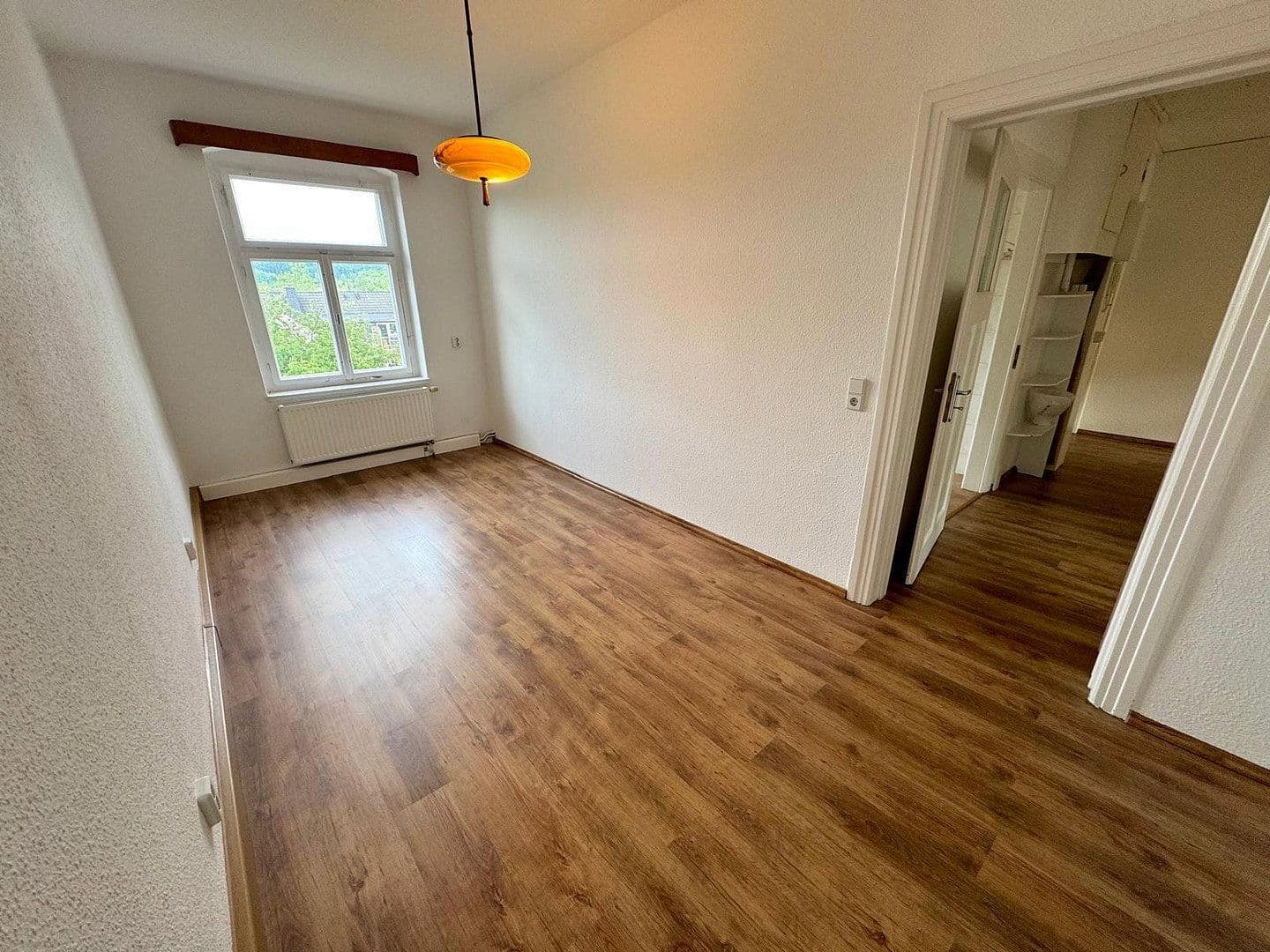 Pronájem bytu 2+kk 70 m², Schwarzenberger Str. 75, Aue-Bad Schlema, Sasko Pronájem bytu 2+kk 70 m², Schwarzenberger Str. 75, Aue-Bad Schlema, Sasko