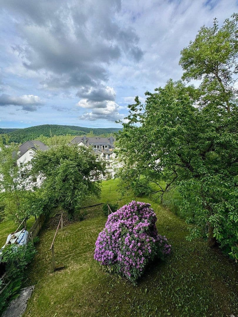 Pronájem bytu 2+kk 70 m², Schwarzenberger Str. 75, Aue-Bad Schlema, Sasko Pronájem bytu 2+kk 70 m², Schwarzenberger Str. 75, Aue-Bad Schlema, Sasko