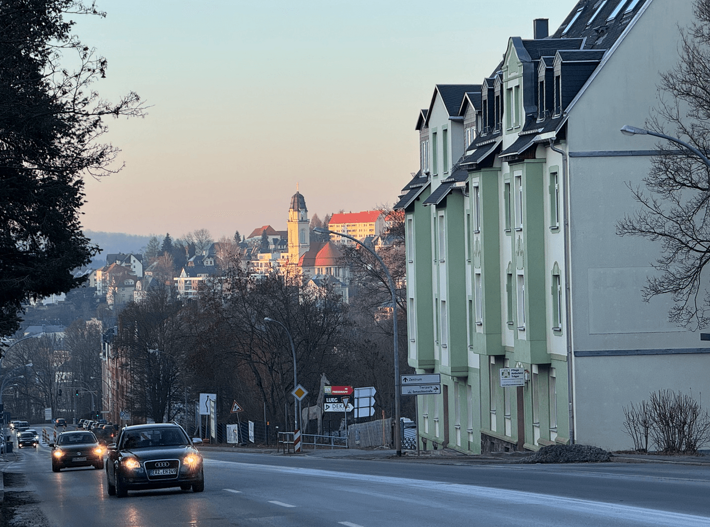 Pronájem bytu 2+kk 70 m², Schwarzenberger Str. 75, Aue-Bad Schlema, Sasko Pronájem bytu 2+kk 70 m², Schwarzenberger Str. 75, Aue-Bad Schlema, Sasko
