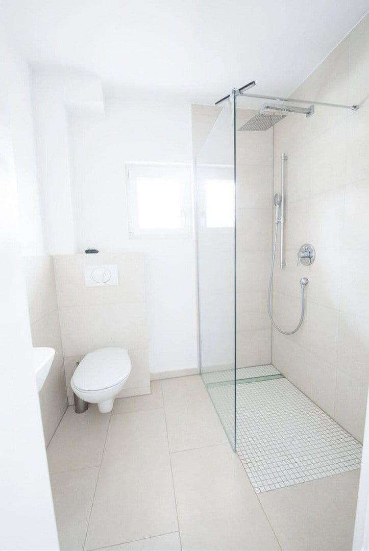 Prodej domu 170 m², pozemek 933 m², Wörthsee, Bavorsko Prodej domu 170 m², pozemek 933 m², Wörthsee, Bavorsko