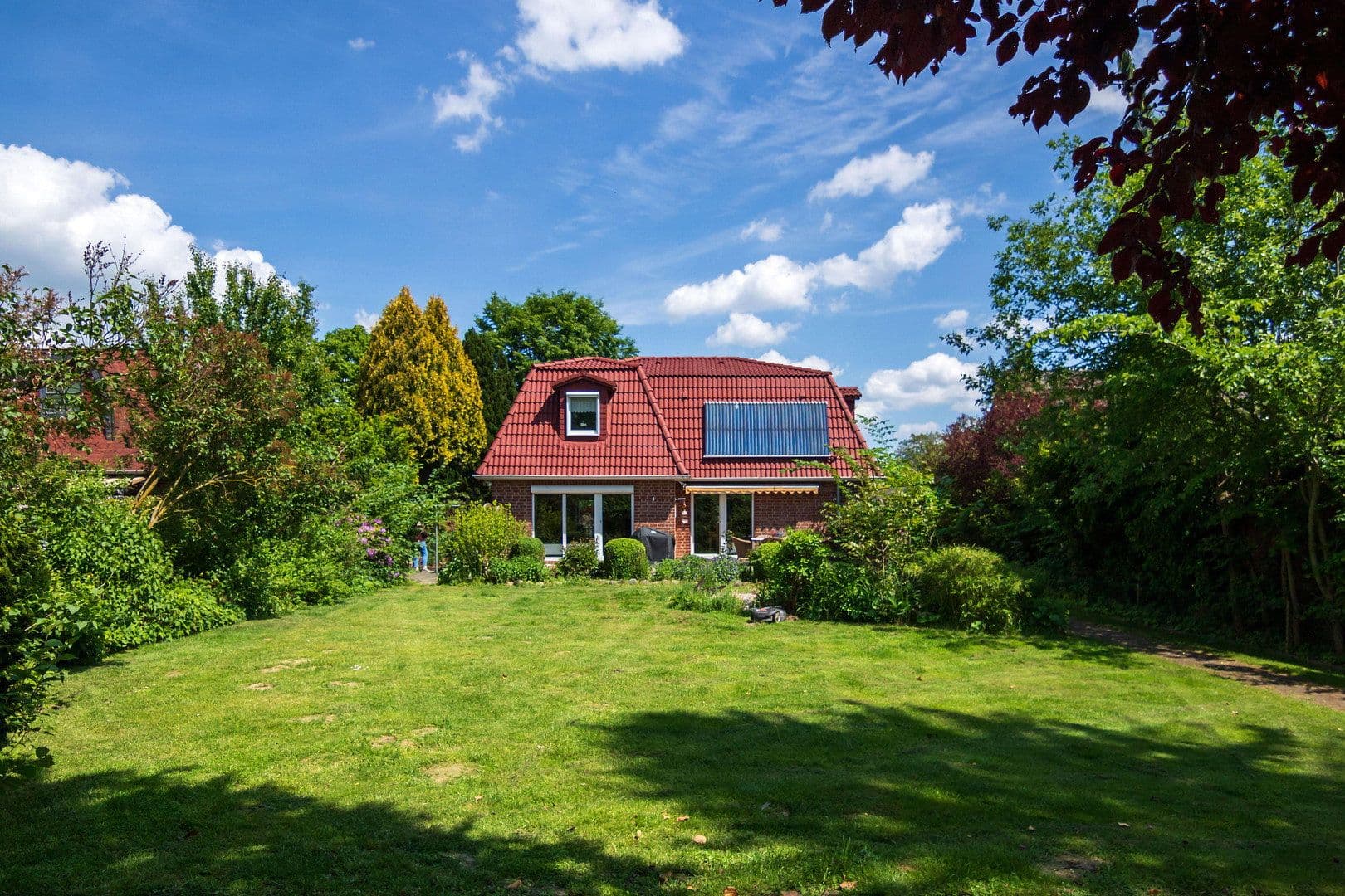 Prodej domu 133 m², pozemek 1.061 m², Grabau, Šlesvicko-Holštýnsko Prodej domu 133 m², pozemek 1.061 m², Grabau, Šlesvicko-Holštýnsko