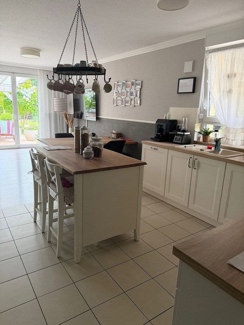 Prodej domu 142 m², pozemek 611 m², Lindenring 7a, Hennigsdorf, Braniborsko Prodej domu 142 m², pozemek 611 m², Lindenring 7a, Hennigsdorf, Braniborsko