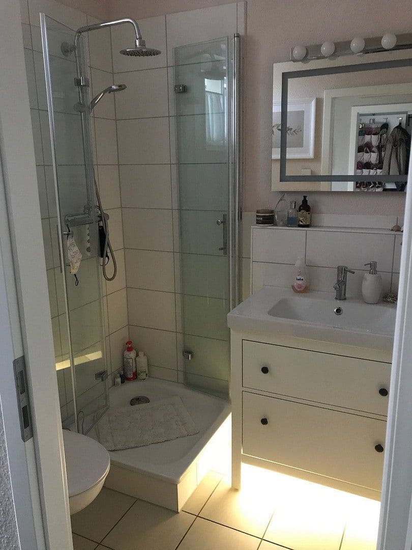 Prodej domu 142 m², pozemek 611 m², Lindenring 7a, Hennigsdorf, Braniborsko Prodej domu 142 m², pozemek 611 m², Lindenring 7a, Hennigsdorf, Braniborsko