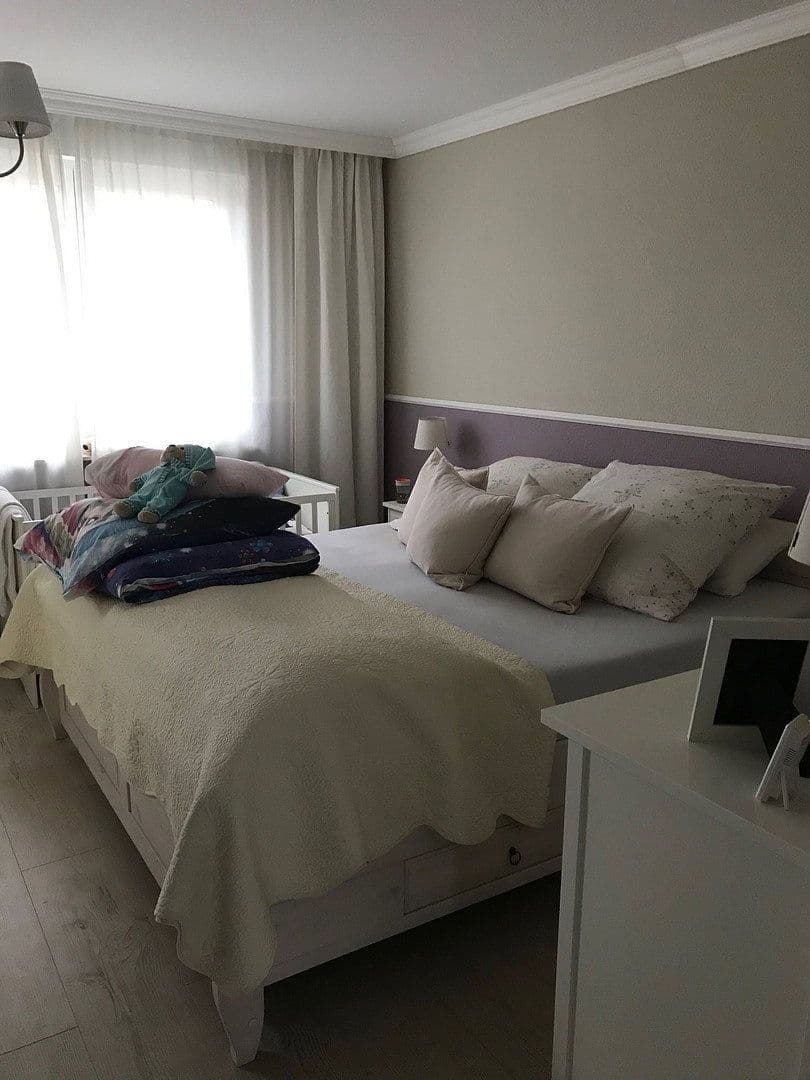 Prodej domu 142 m², pozemek 611 m², Lindenring 7a, Hennigsdorf, Braniborsko Prodej domu 142 m², pozemek 611 m², Lindenring 7a, Hennigsdorf, Braniborsko