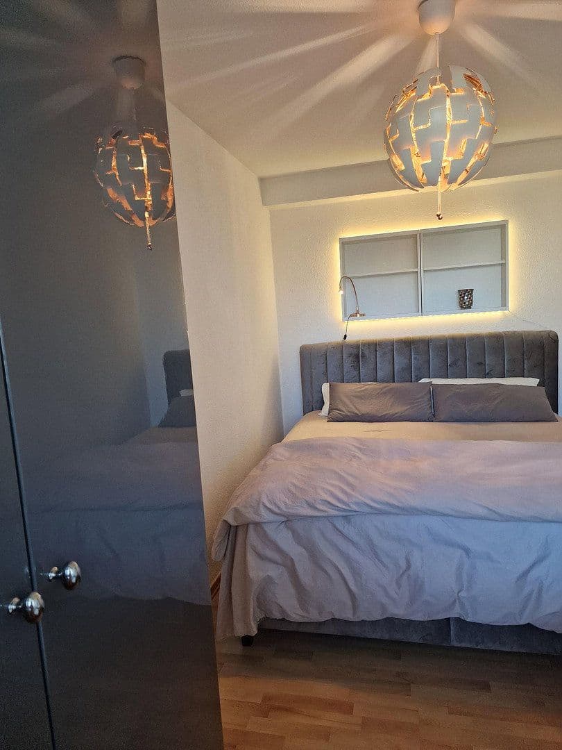 Prodej bytu 2+1 50 m², Edelweißstraße 24, Berlin, Berlín Prodej bytu 2+1 50 m², Edelweißstraße 24, Berlin, Berlín