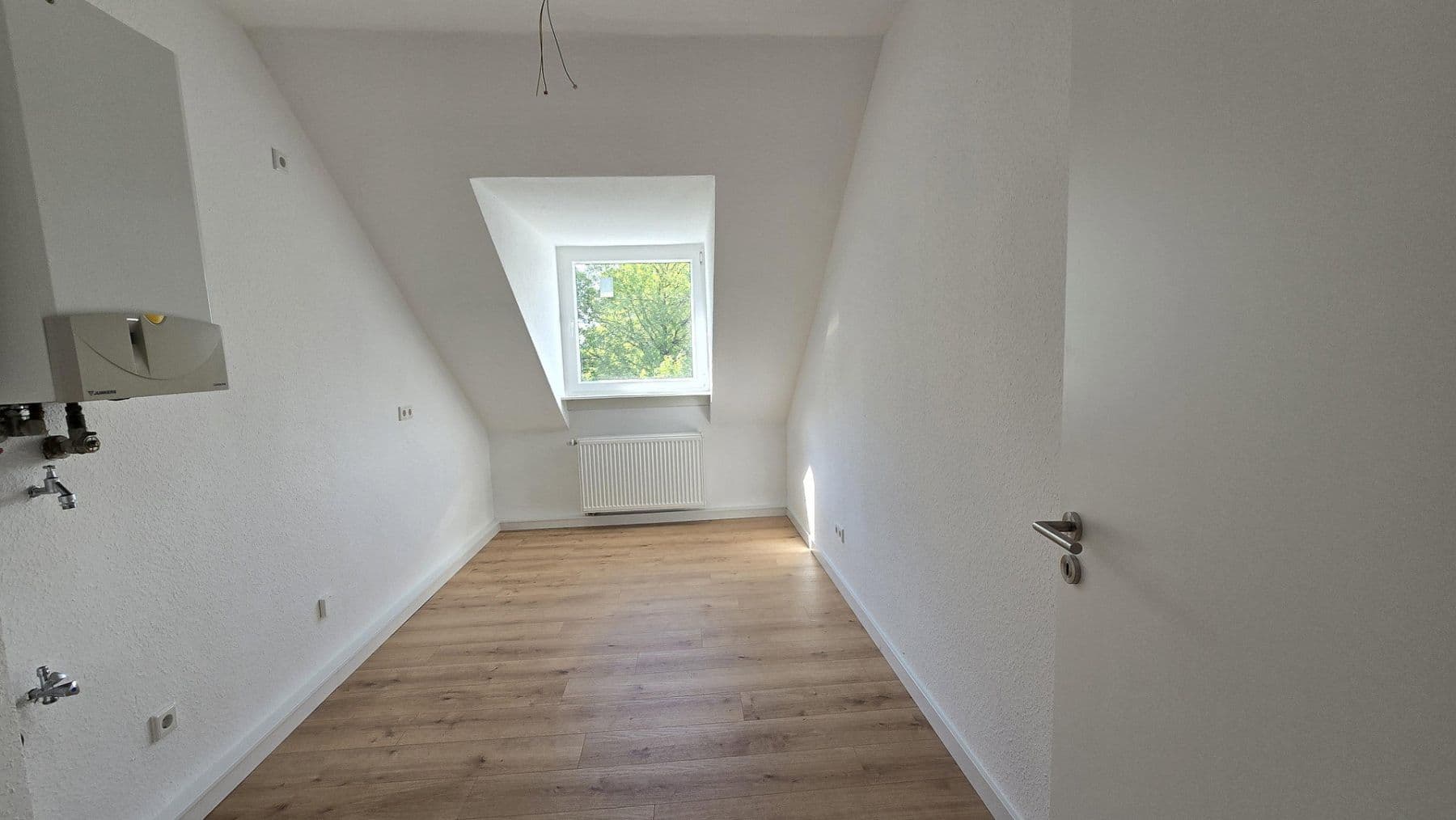 Pronájem bytu 3+1 90 m², Norbertstr. 7, Wesel, Severní Porýní-Vestfálsko Pronájem bytu 3+1 90 m², Norbertstr. 7, Wesel, Severní Porýní-Vestfálsko