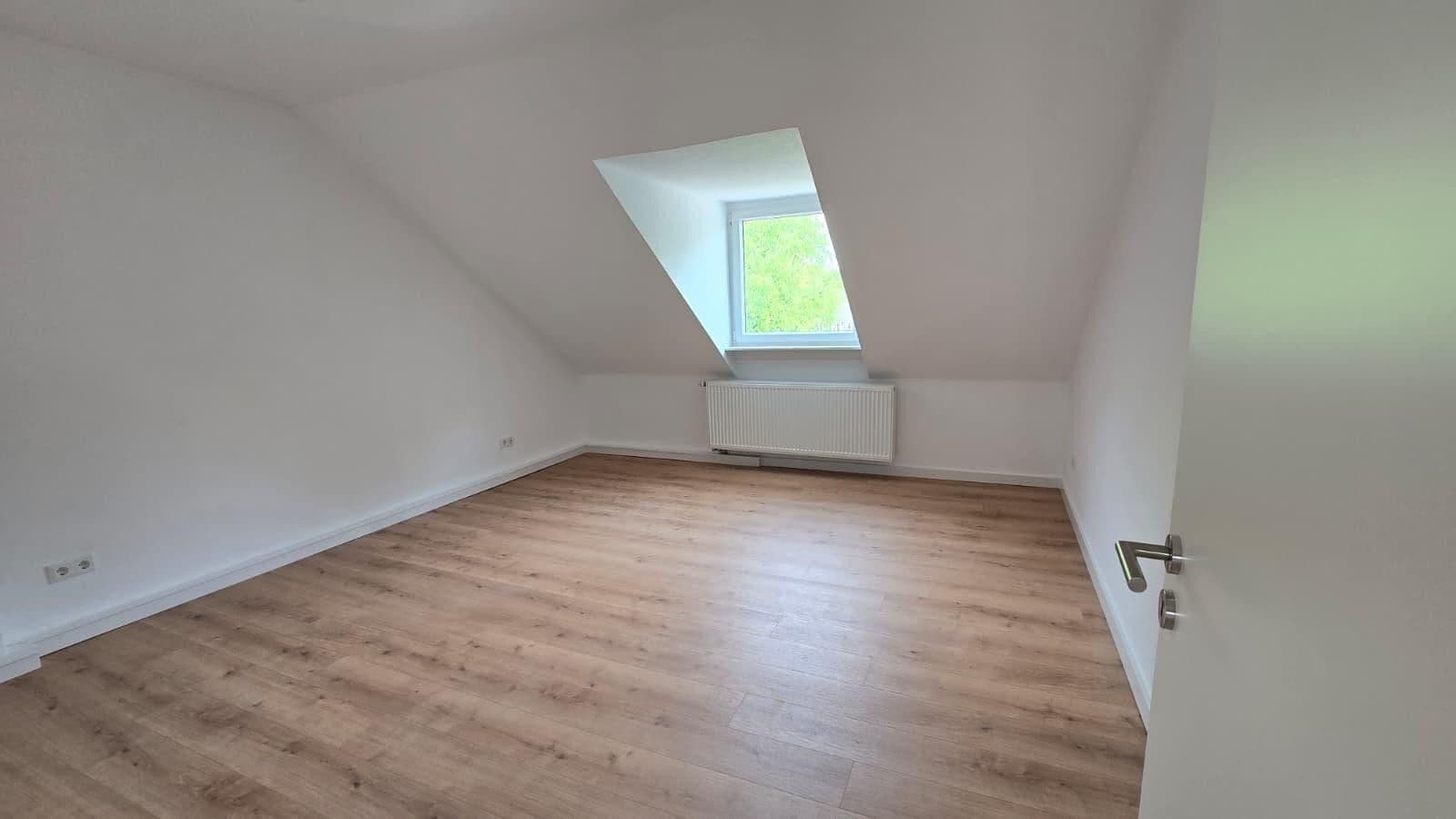 Pronájem bytu 3+1 90 m², Norbertstr. 7, Wesel, Severní Porýní-Vestfálsko Pronájem bytu 3+1 90 m², Norbertstr. 7, Wesel, Severní Porýní-Vestfálsko