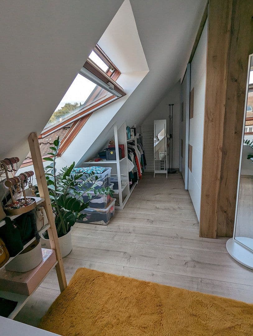 Pronájem bytu 4+1 145 m², Kriegstr., Pforzheim, Bádensko-Württembersko Pronájem bytu 4+1 145 m², Kriegstr., Pforzheim, Bádensko-Württembersko