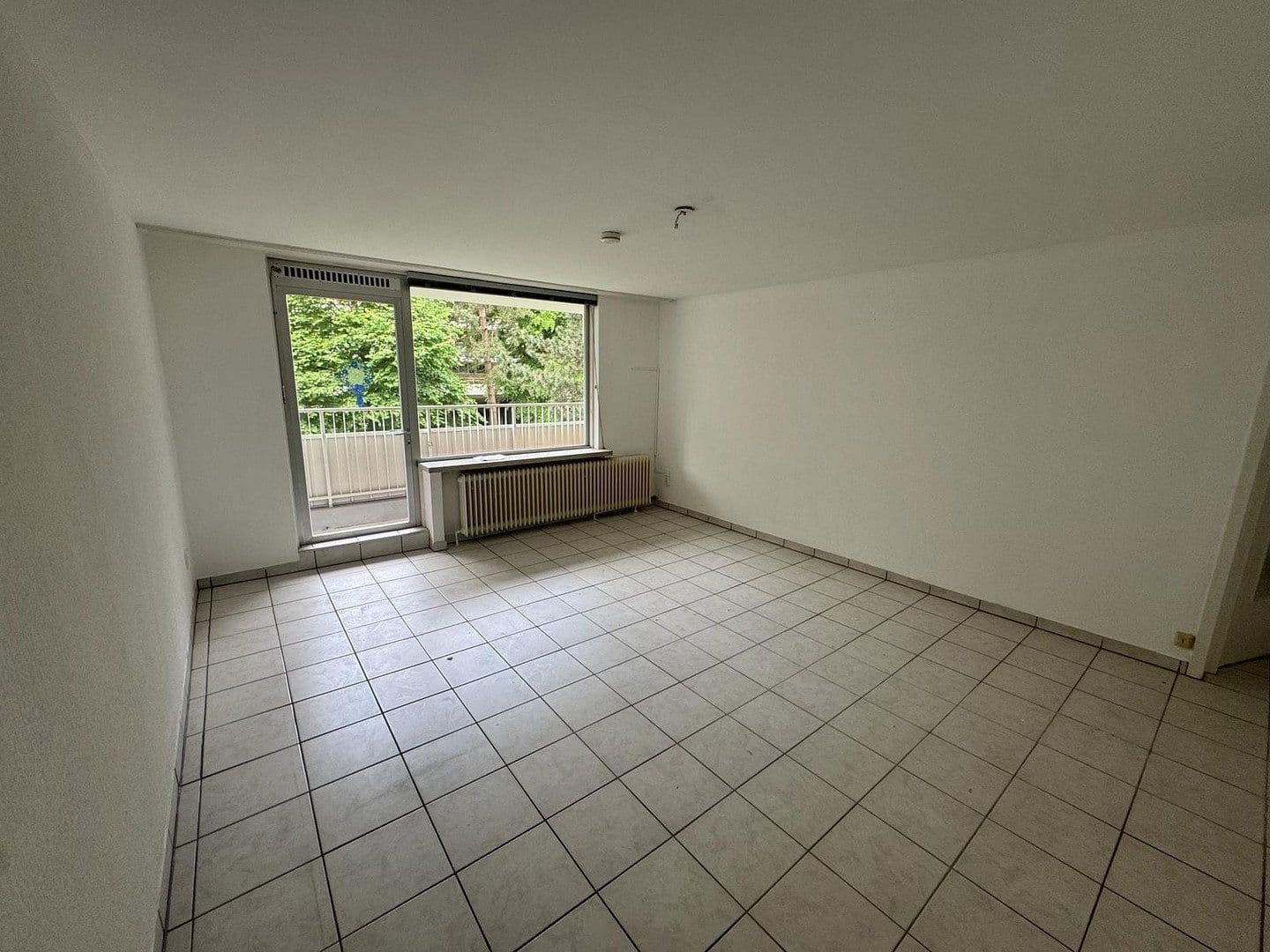 Pronájem bytu 4+1 91 m², Brüsseler Straße 37, Bonn, Severní Porýní-Vestfálsko Pronájem bytu 4+1 91 m², Brüsseler Straße 37, Bonn, Severní Porýní-Vestfálsko