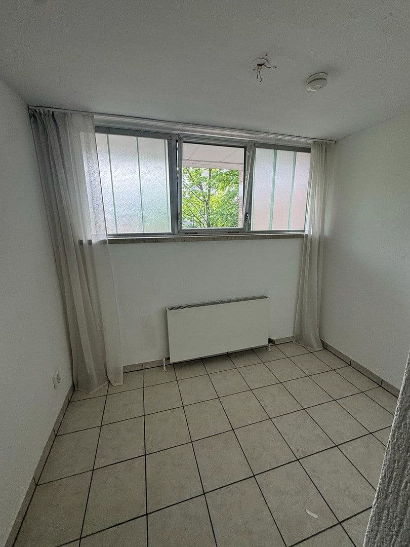 Pronájem bytu 4+1 91 m², Brüsseler Straße 37, Bonn, Severní Porýní-Vestfálsko Pronájem bytu 4+1 91 m², Brüsseler Straße 37, Bonn, Severní Porýní-Vestfálsko