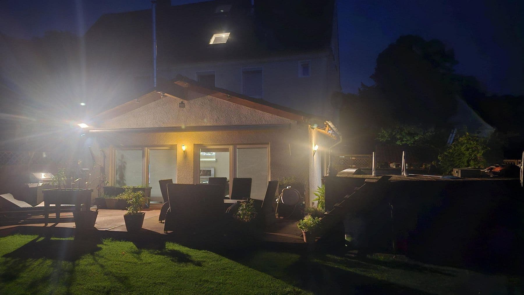 Prodej domu 258 m², pozemek 384 m², Dortmund, Severní Porýní-Vestfálsko Prodej domu 258 m², pozemek 384 m², Dortmund, Severní Porýní-Vestfálsko