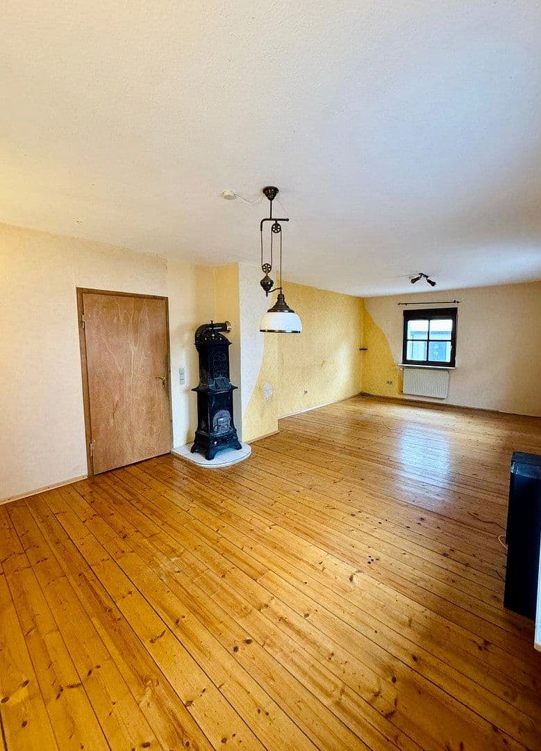 Prodej domu 169 m², pozemek 485 m², Kelterstraße 20, Walzbachtal, Bádensko-Württembersko Prodej domu 169 m², pozemek 485 m², Kelterstraße 20, Walzbachtal, Bádensko-Württembersko