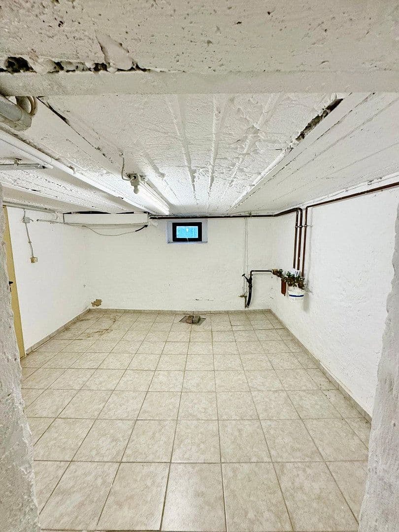 Prodej domu 169 m², pozemek 485 m², Kelterstraße 20, Walzbachtal, Bádensko-Württembersko Prodej domu 169 m², pozemek 485 m², Kelterstraße 20, Walzbachtal, Bádensko-Württembersko