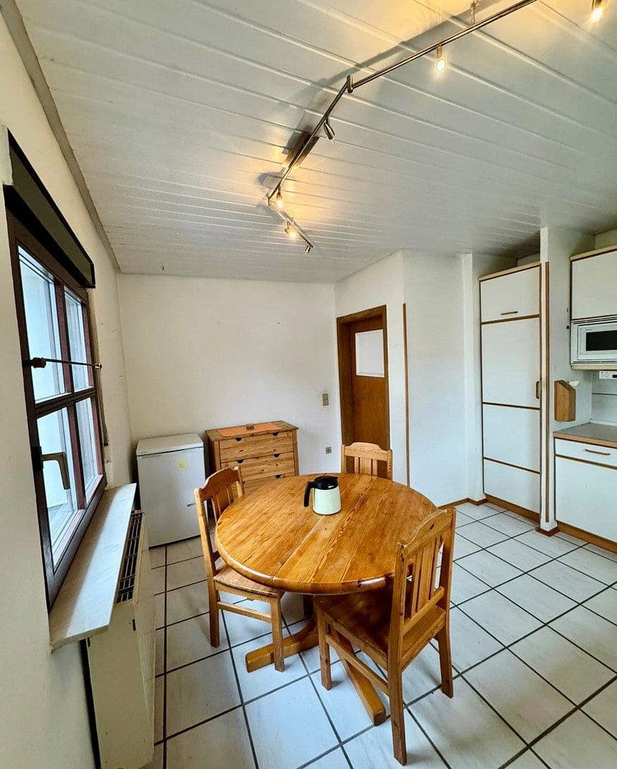 Prodej domu 169 m², pozemek 485 m², Kelterstraße 20, Walzbachtal, Bádensko-Württembersko Prodej domu 169 m², pozemek 485 m², Kelterstraße 20, Walzbachtal, Bádensko-Württembersko