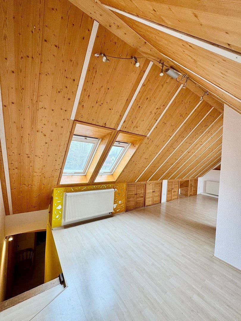 Prodej domu 169 m², pozemek 485 m², Kelterstraße 20, Walzbachtal, Bádensko-Württembersko Prodej domu 169 m², pozemek 485 m², Kelterstraße 20, Walzbachtal, Bádensko-Württembersko