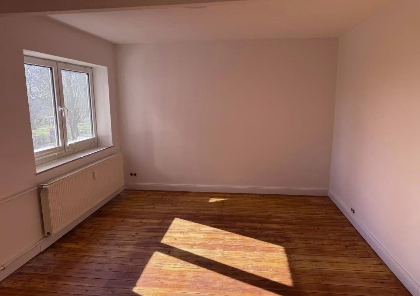 Pronájem bytu 3+1 77 m², Heinrich-Philippsen-Str. 39, Šlesvik, Šlesvicko-Holštýnsko Pronájem bytu 3+1 77 m², Heinrich-Philippsen-Str. 39, Šlesvik, Šlesvicko-Holštýnsko