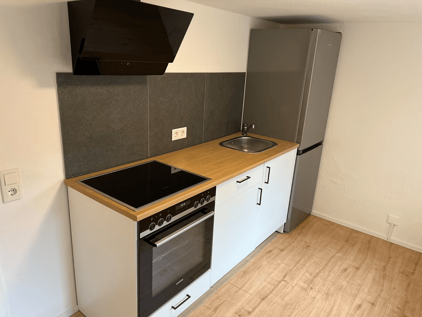 Pronájem bytu 3+1 70 m², Gottorfstr. 9, Šlesvik, Šlesvicko-Holštýnsko Pronájem bytu 3+1 70 m², Gottorfstr. 9, Šlesvik, Šlesvicko-Holštýnsko