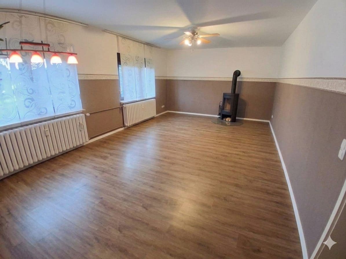 Prodej domu 170 m², pozemek 11.132 m², Kloster Lehnin, Braniborsko Prodej domu 170 m², pozemek 11.132 m², Kloster Lehnin, Braniborsko