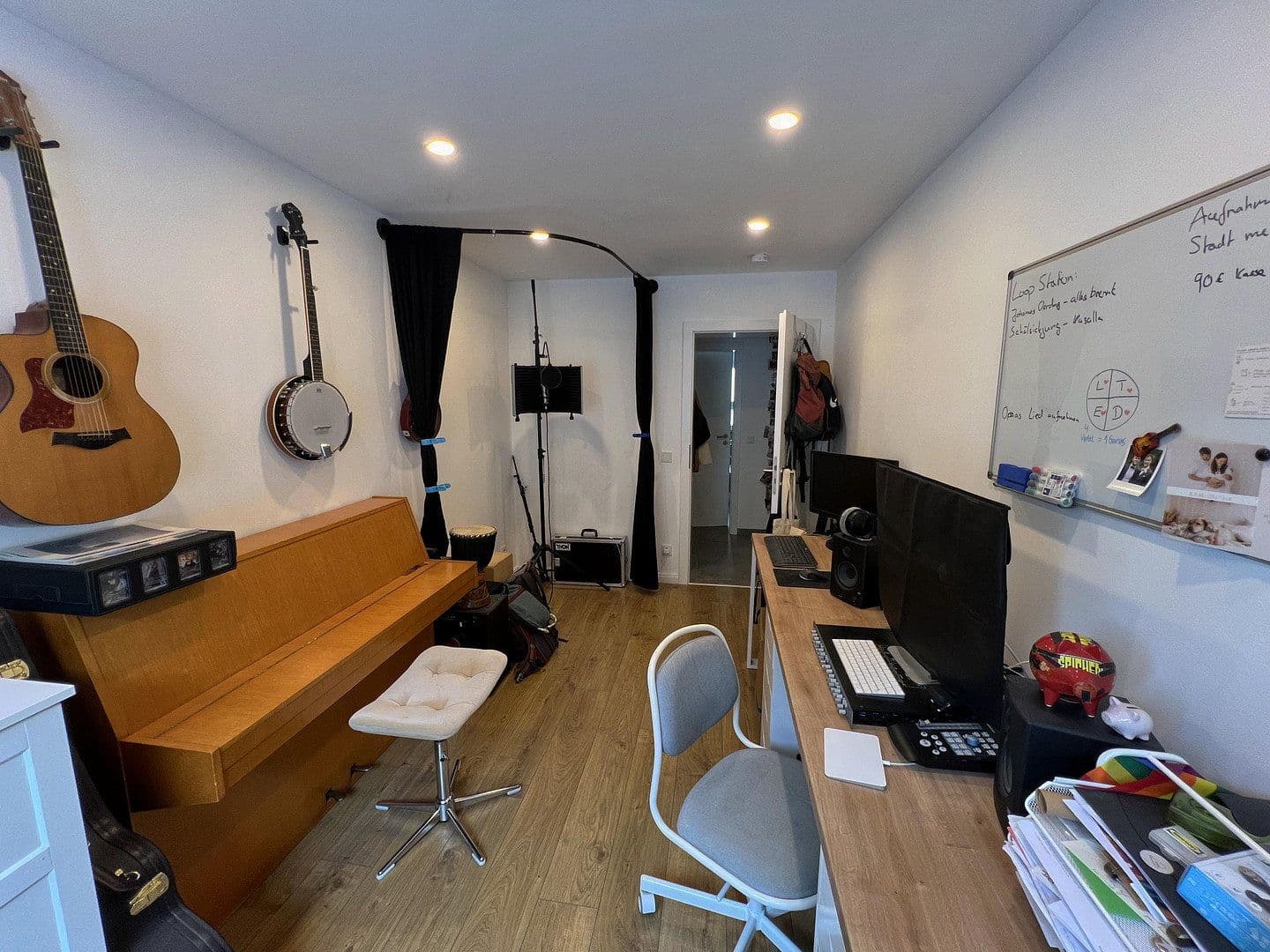 Pronájem bytu 3+1 88 m², Samansstr. 17, Bonn, Severní Porýní-Vestfálsko Pronájem bytu 3+1 88 m², Samansstr. 17, Bonn, Severní Porýní-Vestfálsko