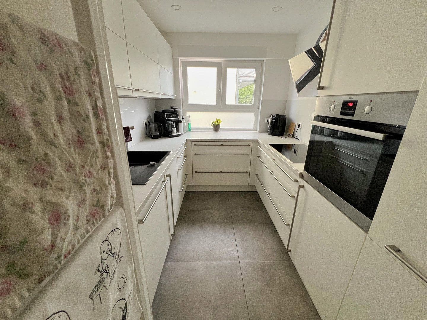 Pronájem bytu 3+1 88 m², Samansstr. 17, Bonn, Severní Porýní-Vestfálsko Pronájem bytu 3+1 88 m², Samansstr. 17, Bonn, Severní Porýní-Vestfálsko