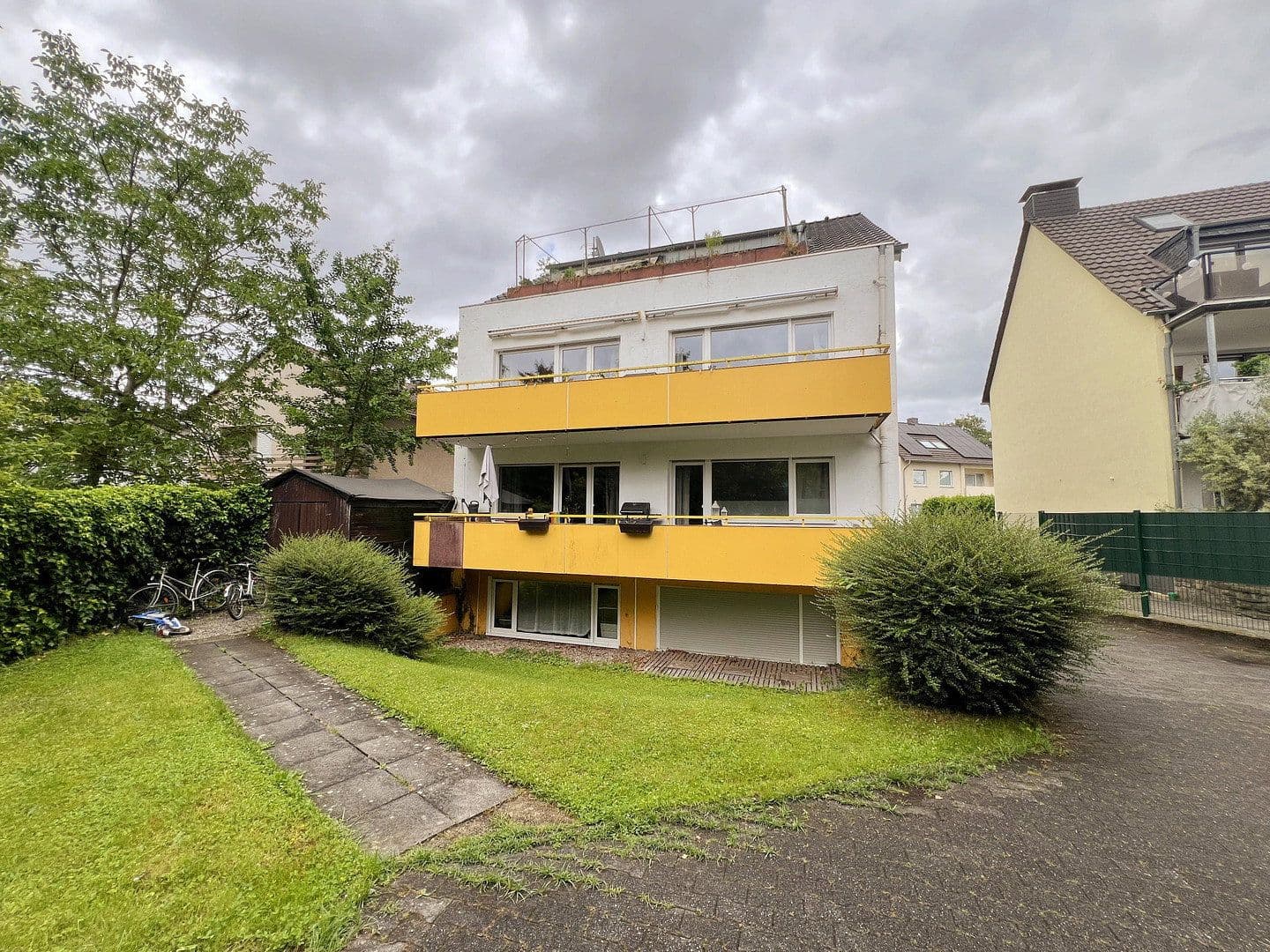 Pronájem bytu 3+1 88 m², Samansstr. 17, Bonn, Severní Porýní-Vestfálsko Pronájem bytu 3+1 88 m², Samansstr. 17, Bonn, Severní Porýní-Vestfálsko