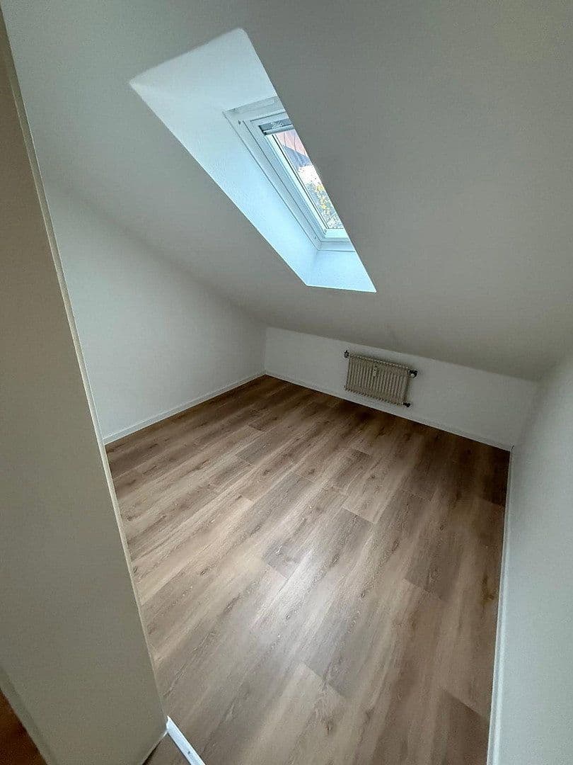 Pronájem bytu 5+1 200 m², Ludwig-Schmank-Str.1, Bad Orb, Hessen Pronájem bytu 5+1 200 m², Ludwig-Schmank-Str.1, Bad Orb, Hessen