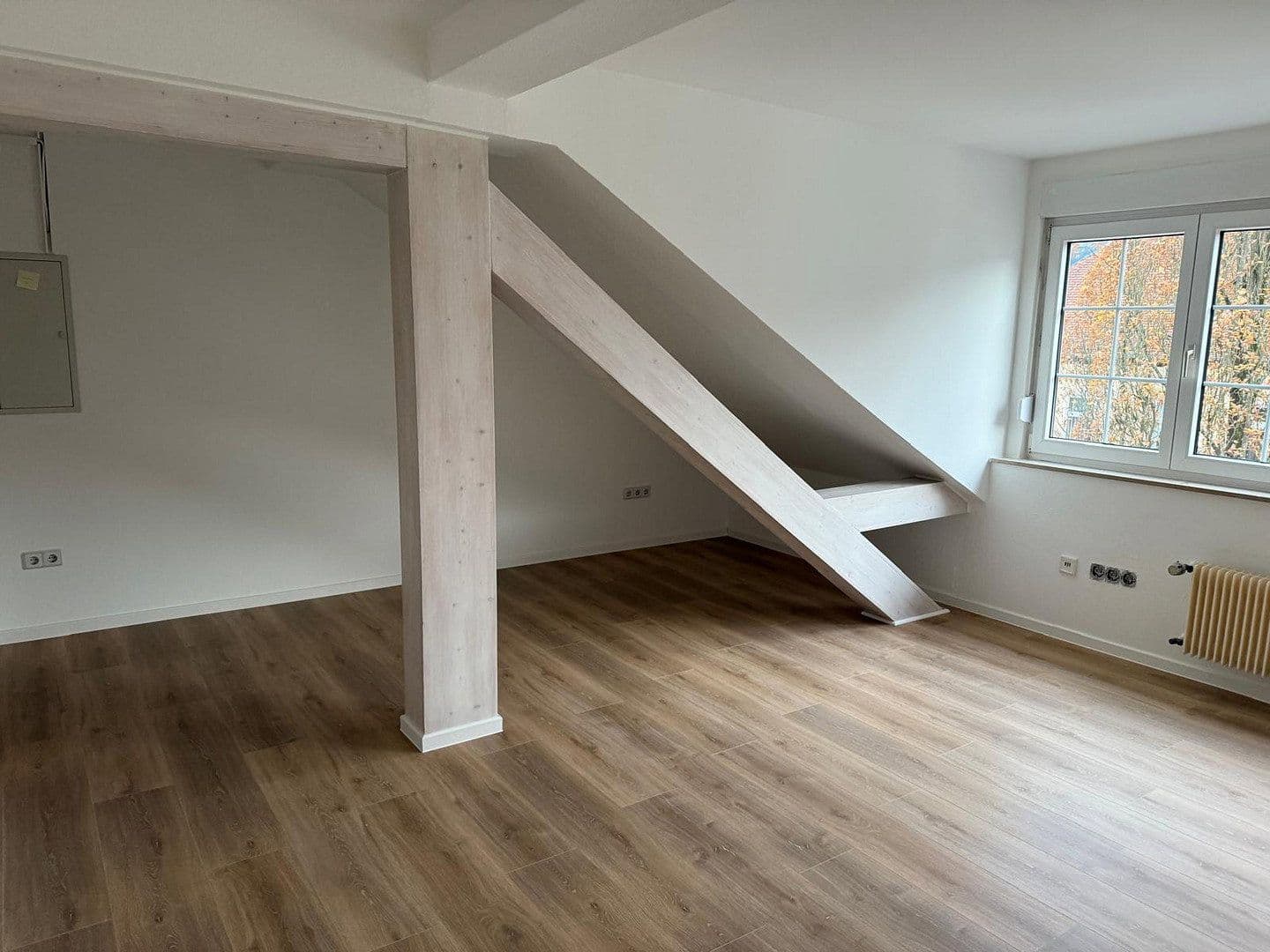 Pronájem bytu 5+1 200 m², Ludwig-Schmank-Str.1, Bad Orb, Hessen Pronájem bytu 5+1 200 m², Ludwig-Schmank-Str.1, Bad Orb, Hessen