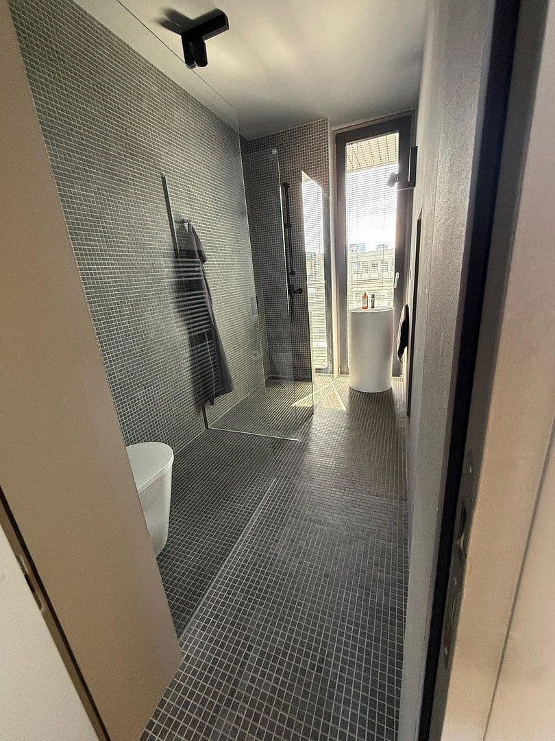 Prodej bytu 1+1 54 m², Wilhelmine-Gemberg-Weg 6, Berlin, Berlín Prodej bytu 1+1 54 m², Wilhelmine-Gemberg-Weg 6, Berlin, Berlín