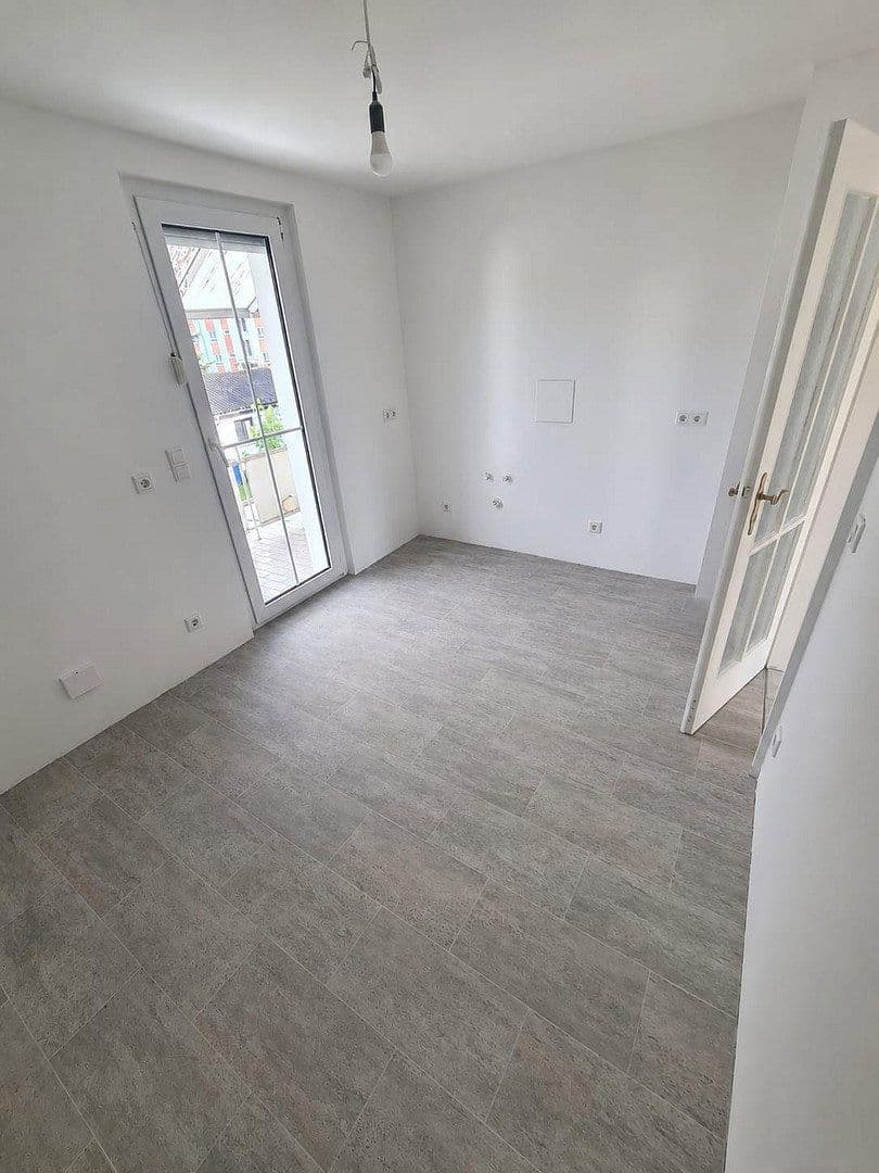 Pronájem bytu 4+1 80 m², Waldkraiburg, Bavorsko Pronájem bytu 4+1 80 m², Waldkraiburg, Bavorsko