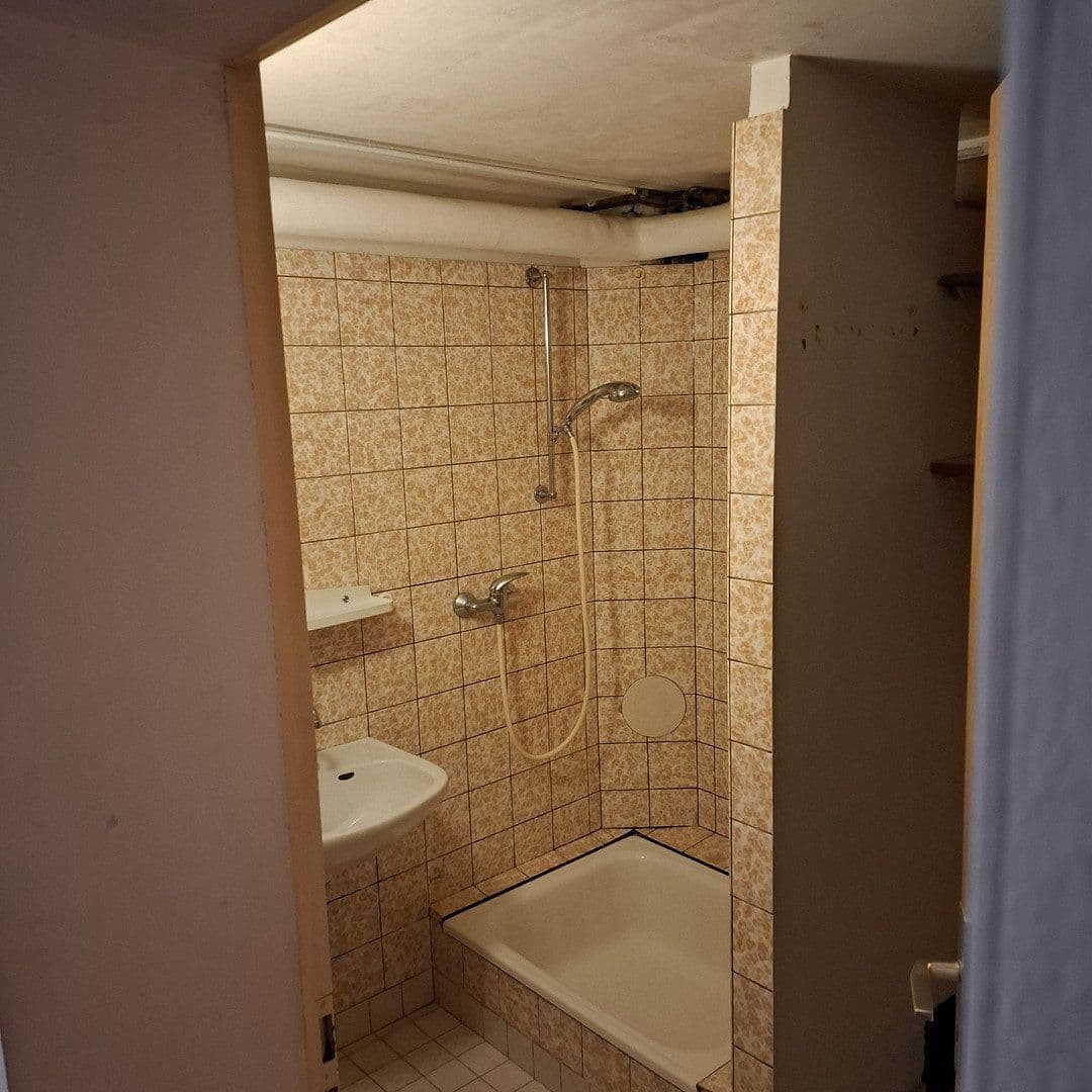 Prodej domu 153 m², pozemek 567 m², Am Bollenberg 21, Haan, Severní Porýní-Vestfálsko Prodej domu 153 m², pozemek 567 m², Am Bollenberg 21, Haan, Severní Porýní-Vestfálsko