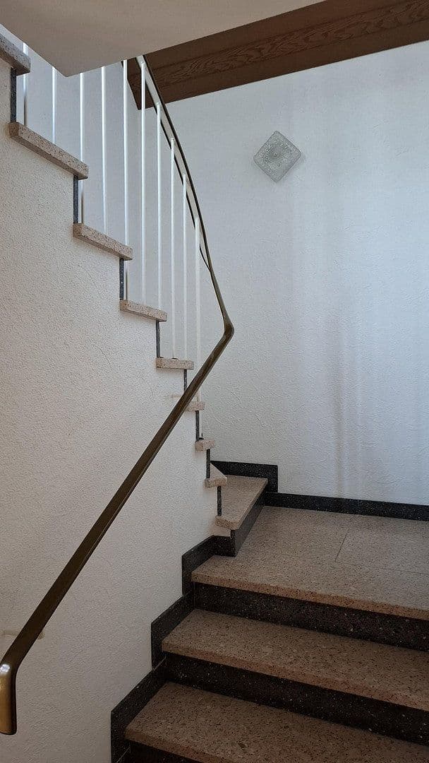 Prodej domu 153 m², pozemek 567 m², Am Bollenberg 21, Haan, Severní Porýní-Vestfálsko Prodej domu 153 m², pozemek 567 m², Am Bollenberg 21, Haan, Severní Porýní-Vestfálsko