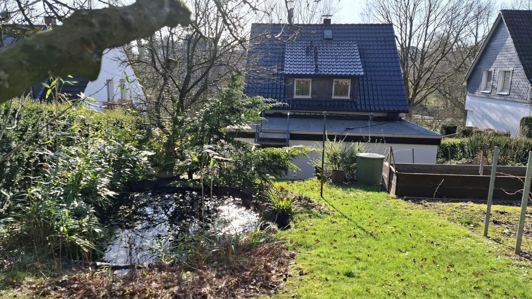 Prodej domu 153 m², pozemek 567 m², Am Bollenberg 21, Haan, Severní Porýní-Vestfálsko Prodej domu 153 m², pozemek 567 m², Am Bollenberg 21, Haan, Severní Porýní-Vestfálsko