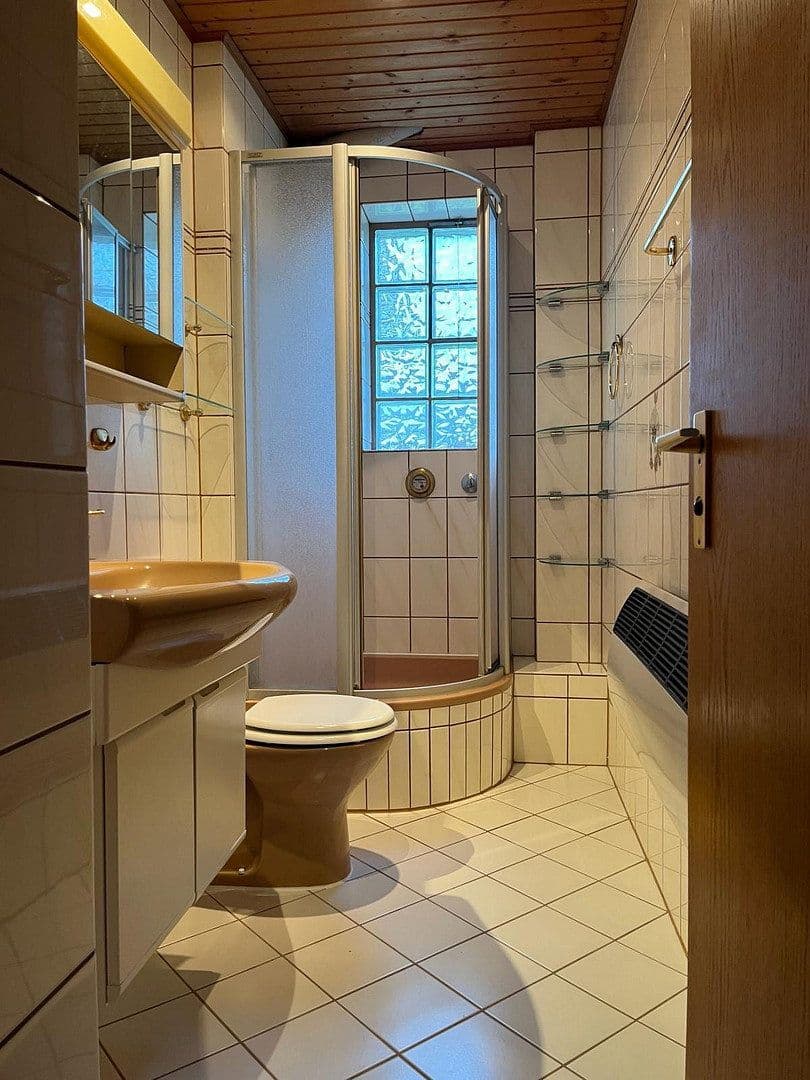 Pronájem bytu 2+1 65 m², Mannheim / Feudenheim, Bádensko-Württembersko Pronájem bytu 2+1 65 m², Mannheim / Feudenheim, Bádensko-Württembersko