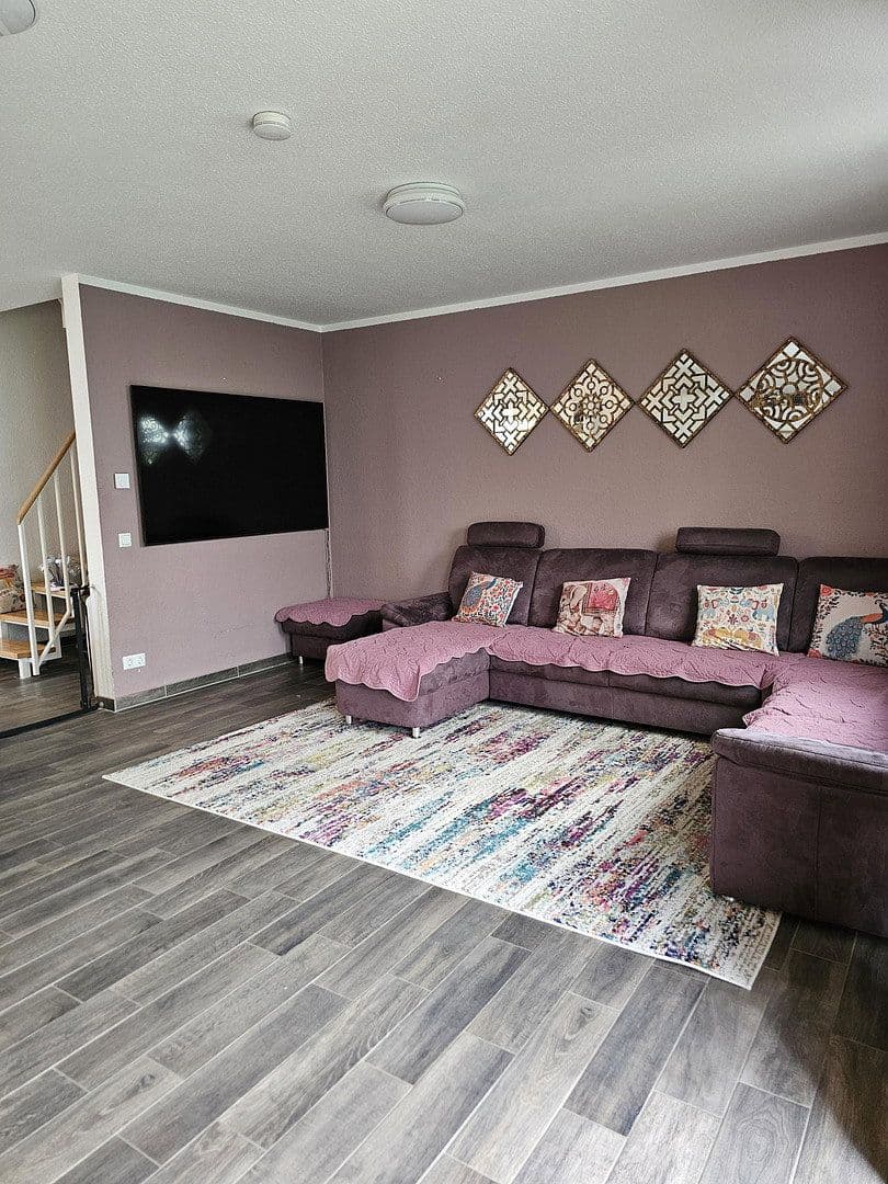 Prodej domu 151 m², pozemek 285 m², Hennigsdorf, Braniborsko Prodej domu 151 m², pozemek 285 m², Hennigsdorf, Braniborsko