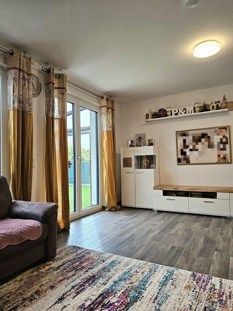 Prodej domu 151 m², pozemek 285 m², Hennigsdorf, Braniborsko Prodej domu 151 m², pozemek 285 m², Hennigsdorf, Braniborsko