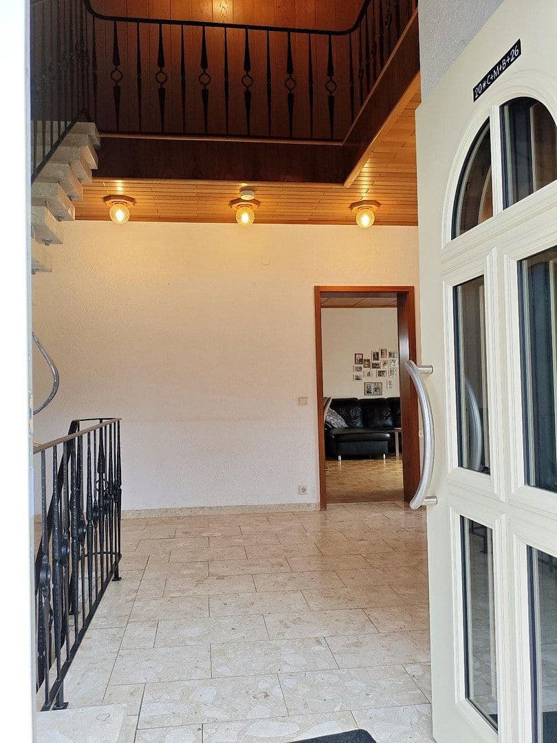 Pronájem domu 158 m², pozemek 895 m², Schulstraße 4, Neuwied, Porýní-Falc Pronájem domu 158 m², pozemek 895 m², Schulstraße 4, Neuwied, Porýní-Falc